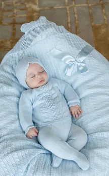 חליפה תכלת בייבי